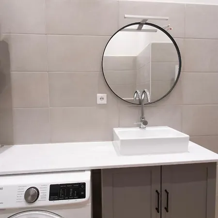 Апартаменты New And Spacious In Downtown Будапешт