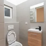 New And Spacious In Downtown *